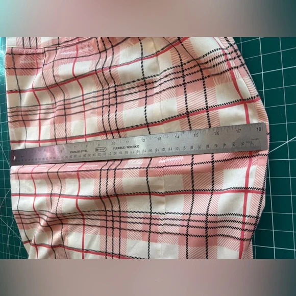 NWT Voodoo Vixen 50s Preppy Pencil Skirt Pink Plaid With Front Side Slit - S M - Picture 7 of 7